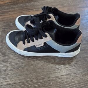 Rocket Dog Black, Pink & Gray Low-Top Sneakers